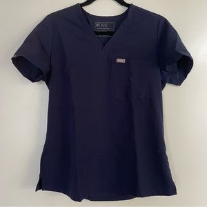 Figs Navy Catrina One Pocket Scrub Top Small